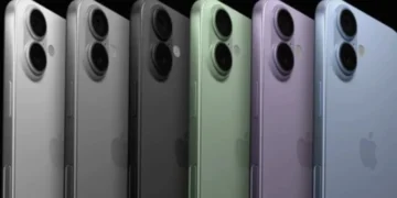 Apple'ın 2025 etkinliğinde tanıtılan iPhone 17 serisi, Apple Watch Series 11 ve AirPods Pro 3 modelleri; lavanta, adaçayı yeşili ve siyah gibi renk seçenekleriyle birlikte sergileniyor – odakta iPhone 17 Türkiye fiyatı detayları ve yeni model tasarımları yer alıyor.