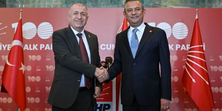 Ümit Özdağ Özgür Özel görüşmesi sonrası açıklama yapıyor